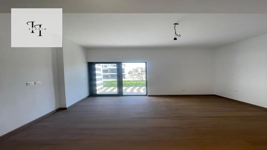 Townhouse Ultra super lux For Rent In Fifth Square