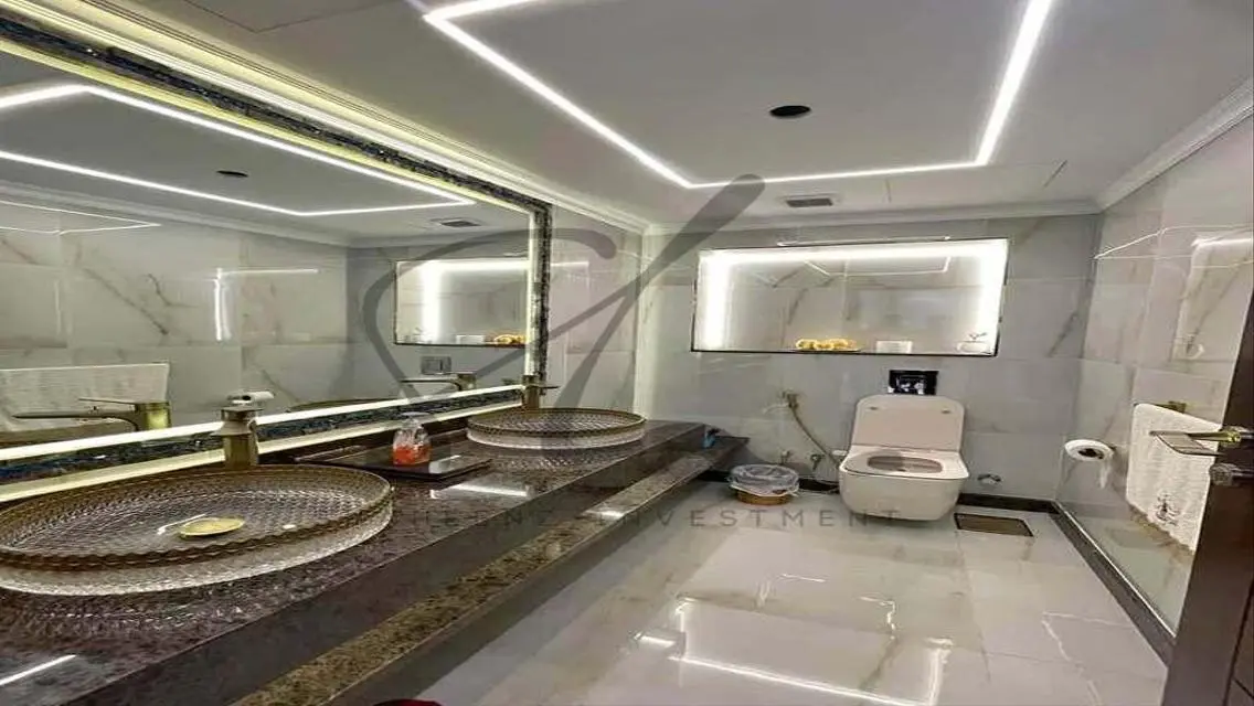 فيلا بجوار مفيدا بالسعر القديم في التجمع الخامس
