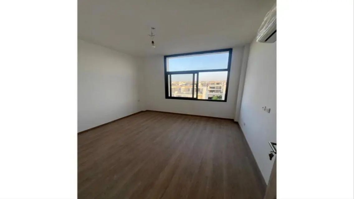 بنتاهوس بالتكيفات اول سكن للايجار المراسم