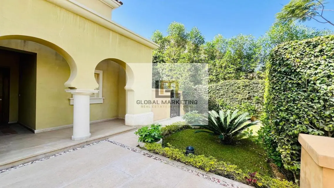 5 bedroom standalone villa for rent in Mivida