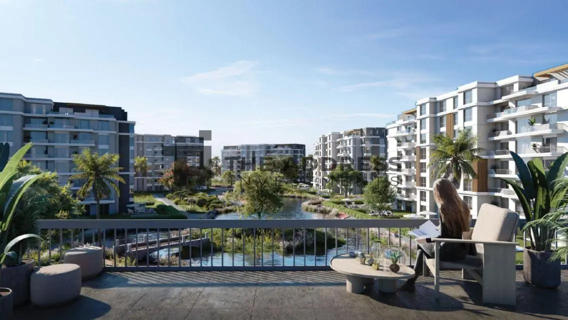 Fully finished Apt direct on lagoon in CLeo phase
