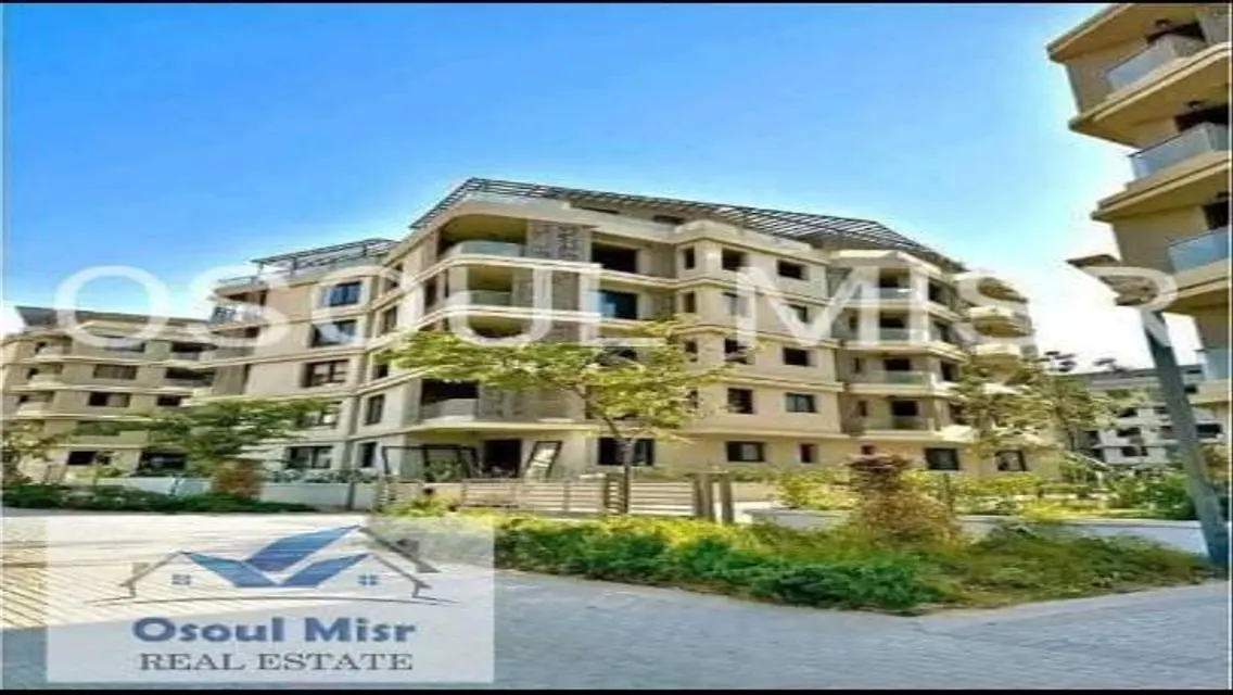 Luxury Apartment with Shared Garden in a Prime Location