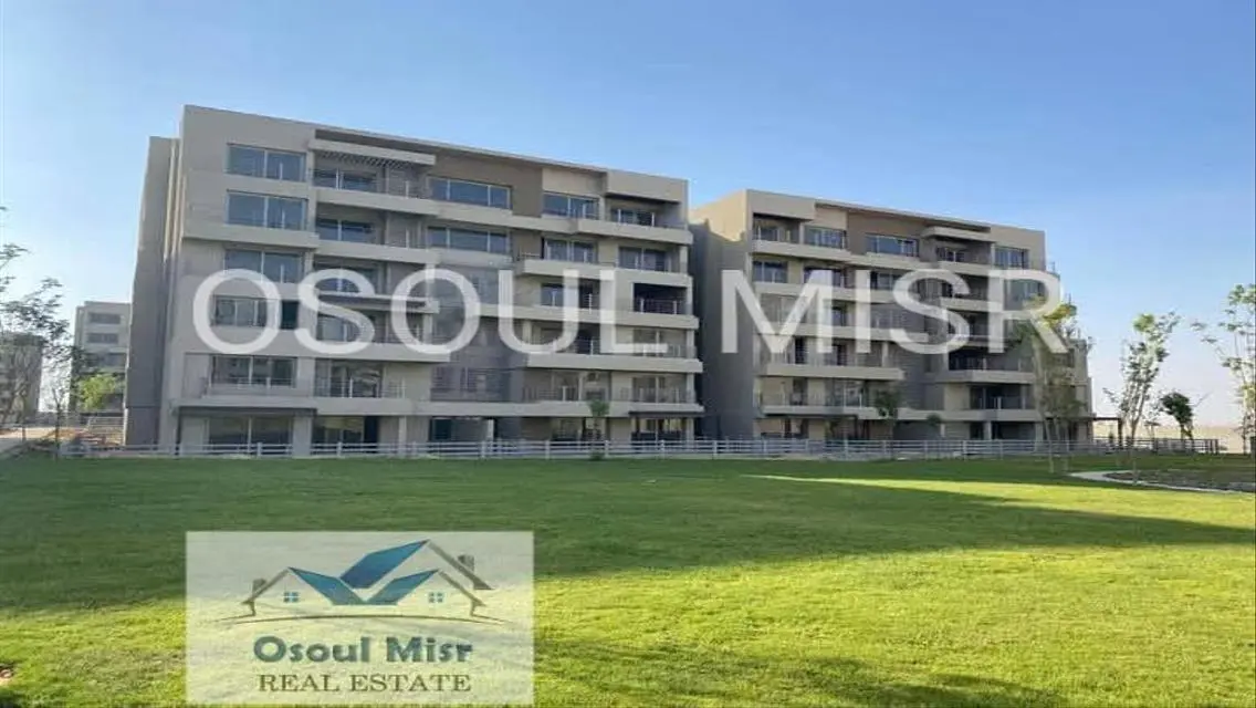 Luxury Apartment with Shared Garden in a Prime Location