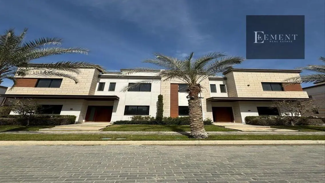 Town house at Azzar new cairo over 10 years