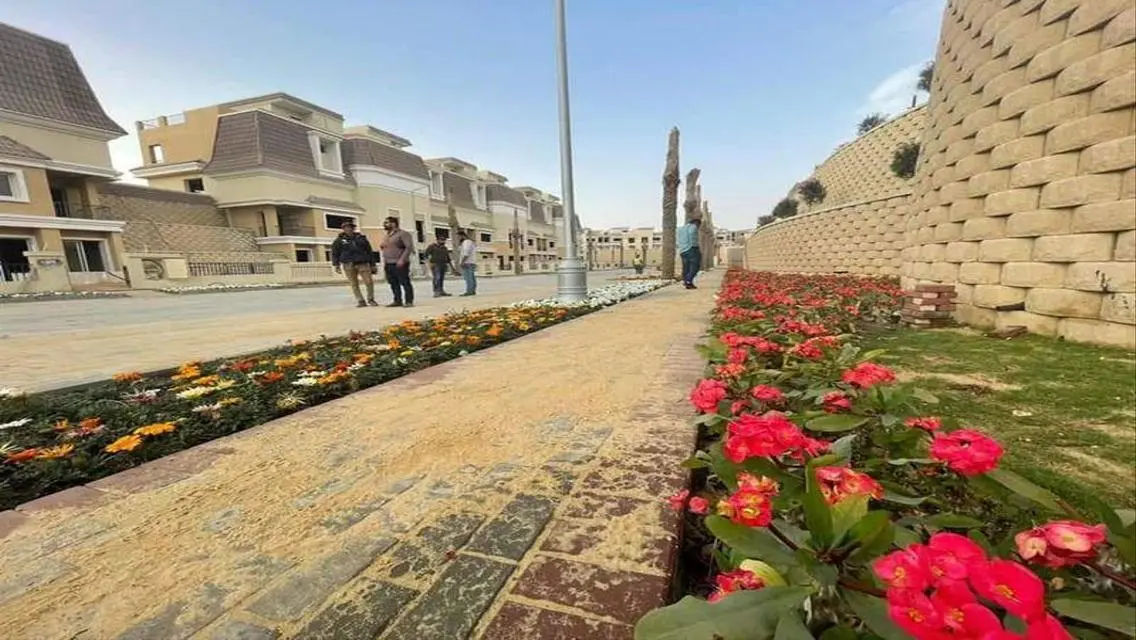 Z فيلا كورنر ريسيل في كومبوند سراي مدينة المستقبل