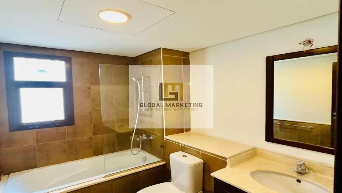 5 bedroom standalone villa for rent in Mivida