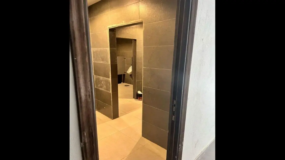 مكتب للايجار مفروش بالكامل فى محور محمد نجيب