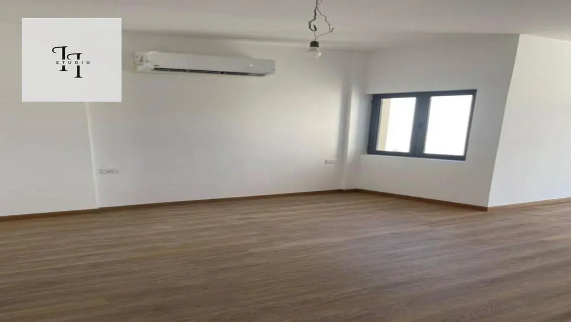 Super Luxe Semi Furnished Flut For Rent Al Marasem