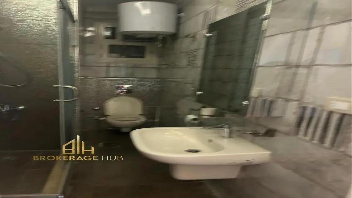 شقة للأيجار لوكيشن مميز قطامية جاردنز,