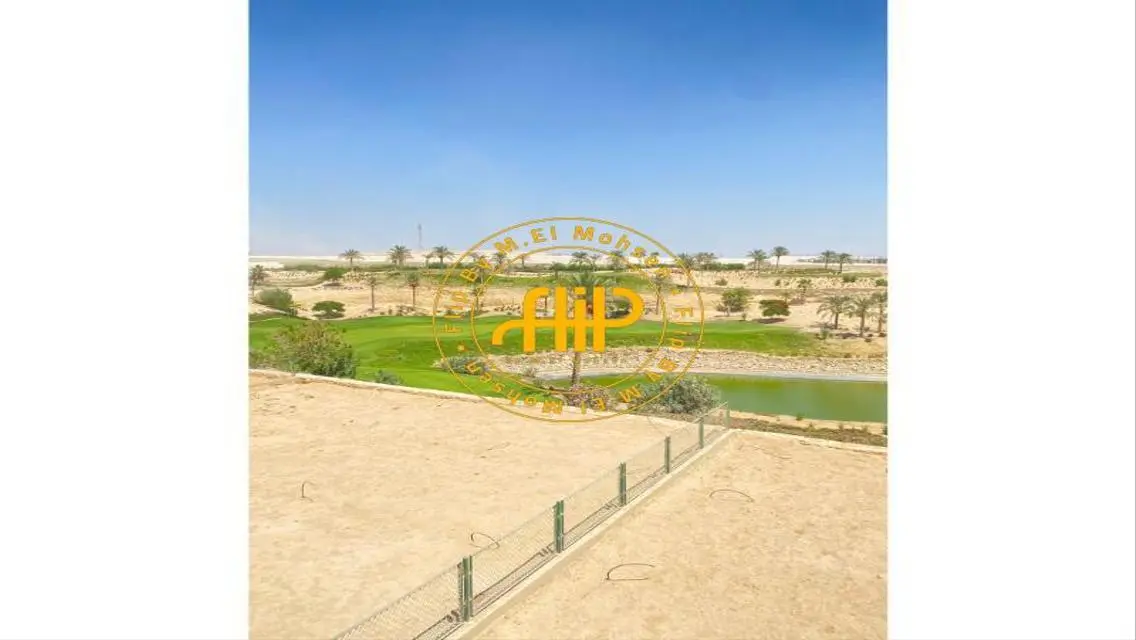 First Row Golf  Villa In New Giza For Sale 700 M
