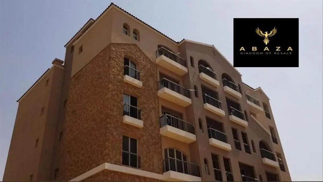 تاون هاوس فاخر للبيع في كمبوند جرين سكوير