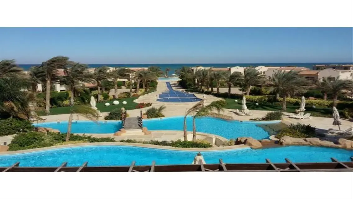 Luxurious Villa in LA VISTA Topaz - Stunning Lake View