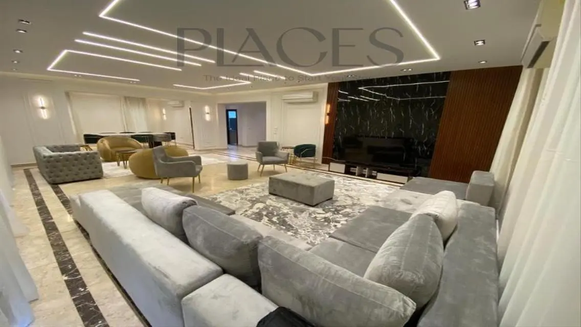 Luxury Apartment with Private Pool and Maid's Room