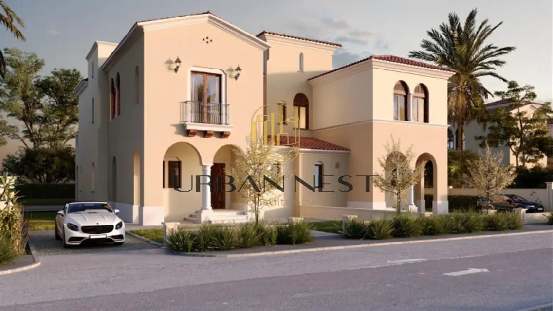 Luxury 3-Bedroom Apartment with Private Garden in the Heart of the City