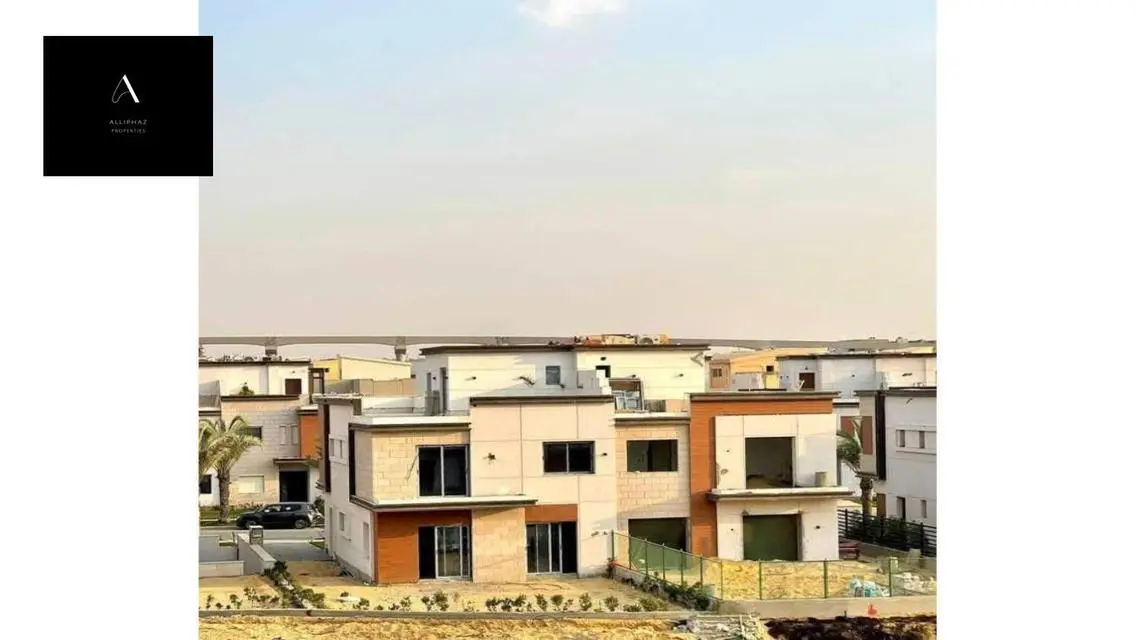Luxury Apartment in Lake View Area