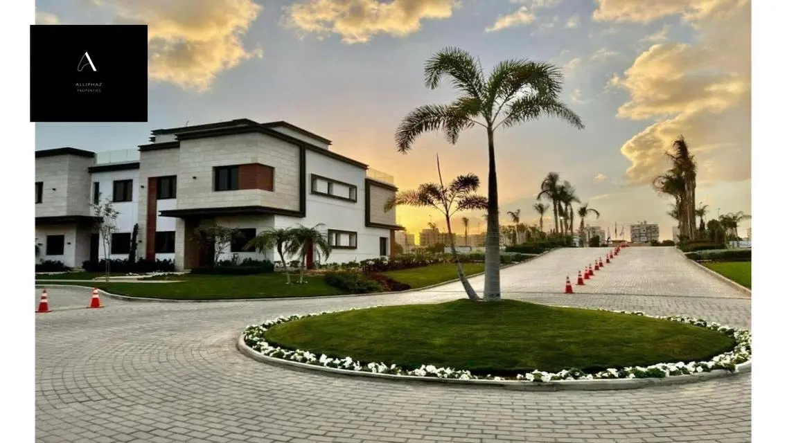 Luxury Apartment in Lake View Area
