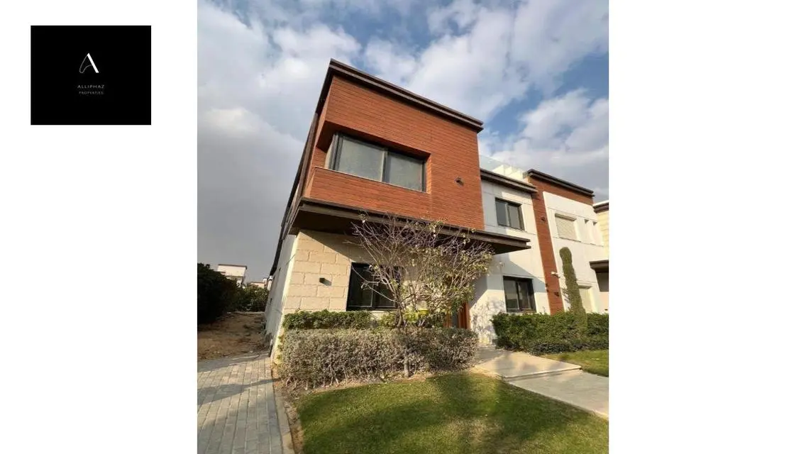 Luxury Apartment in Lake View Area