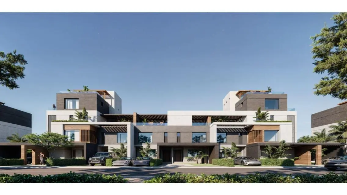 شقة فاخرة ذات تصميم حديث للبيع في موقع متميز