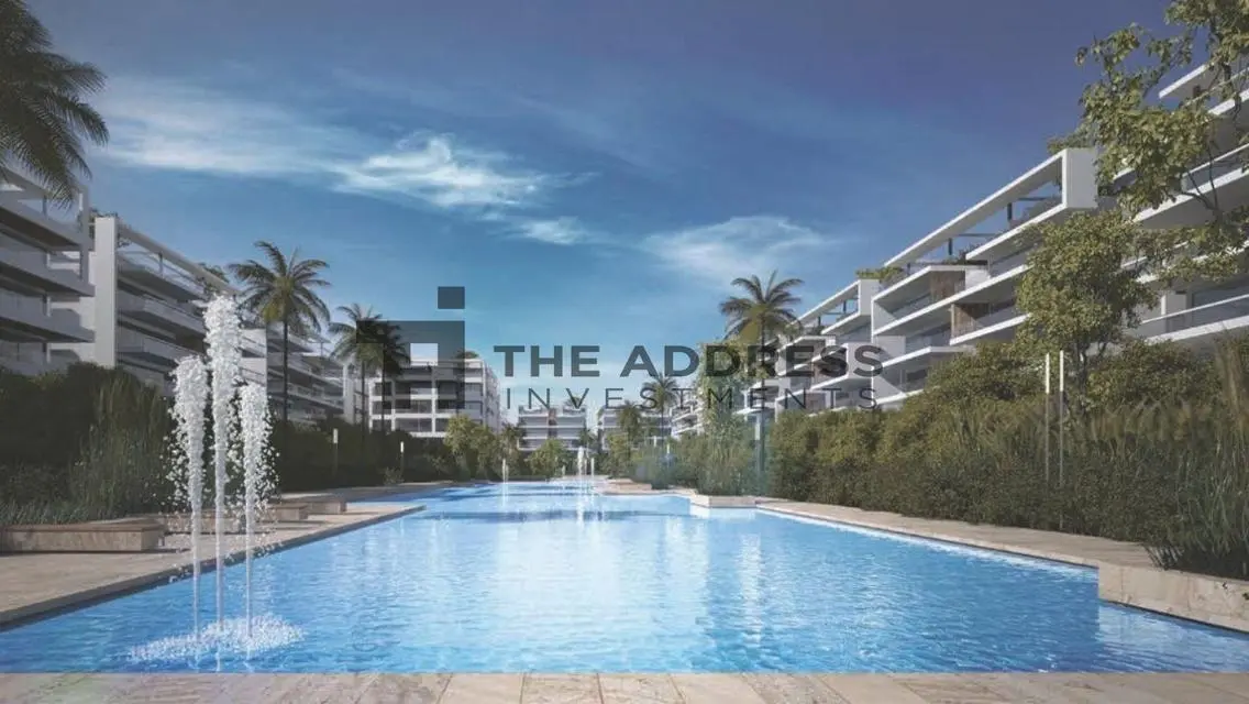 Luxurious Property with Lake View and Premium Amenities
