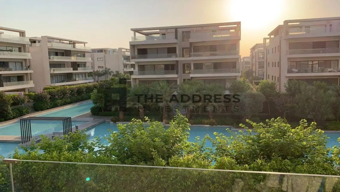 Luxurious Property with Lake View and Premium Amenities