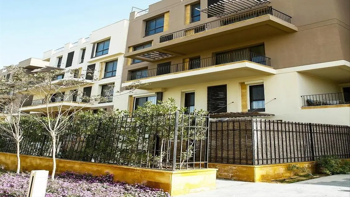 Luxury Home with 4 Bedrooms for Sale