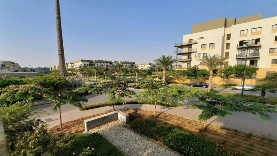 Luxury Home with 4 Bedrooms for Sale