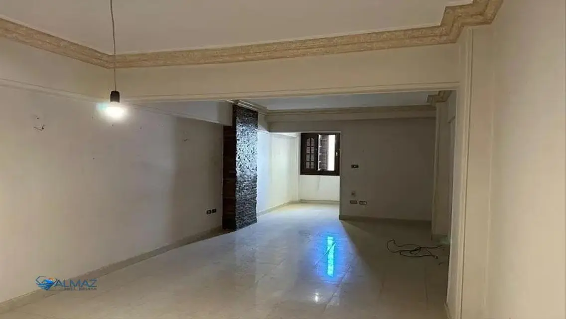 Luxury Apartment for Sale with Spacious Area in the Heart of the City