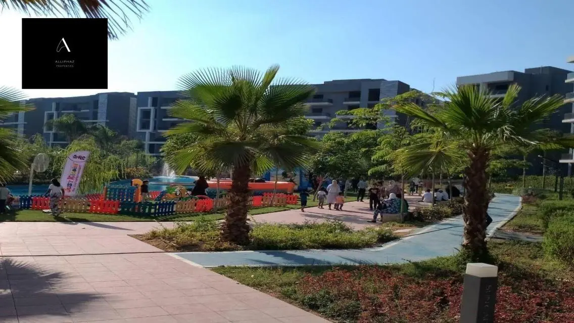 فيلا فاخرة في صن كابيتال مع خصوصية وحدائق