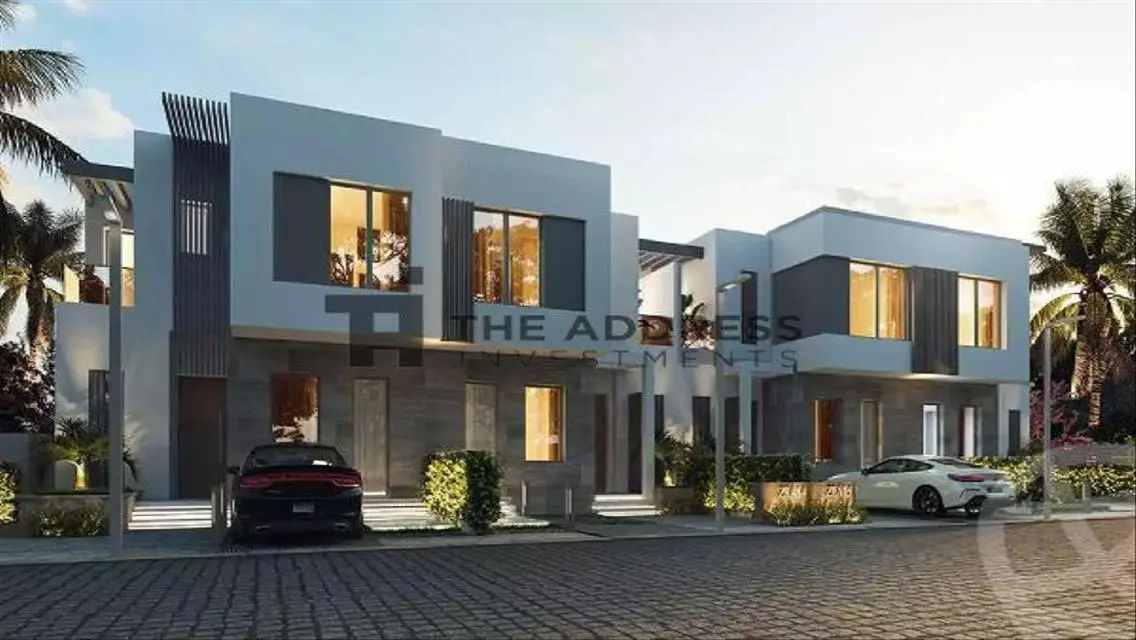 Luxury Apartment with Private Garden and Covered Parking