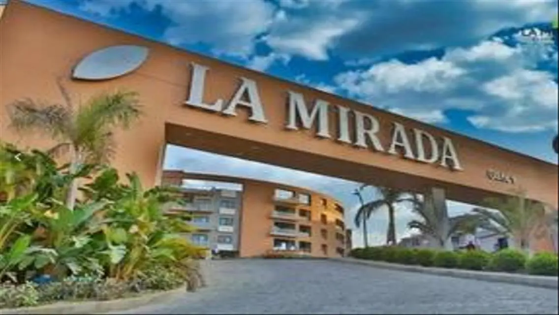 فيلا رائعة في La Mirada - القاهرة الجديدة للبيع