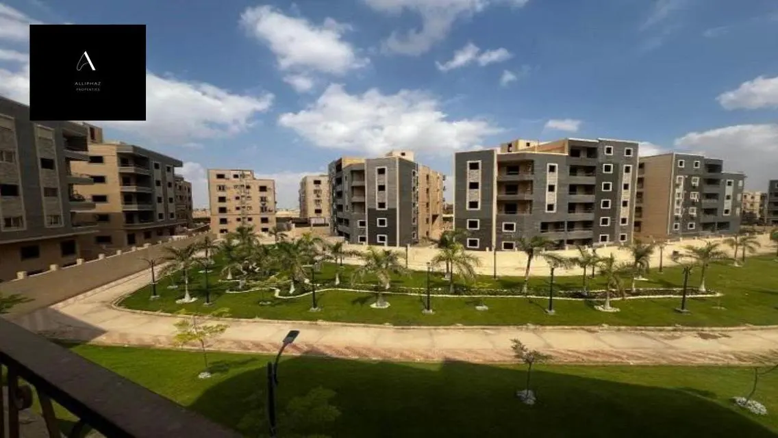 فيلا فاخرة للإيجار بمساحة شاسعة