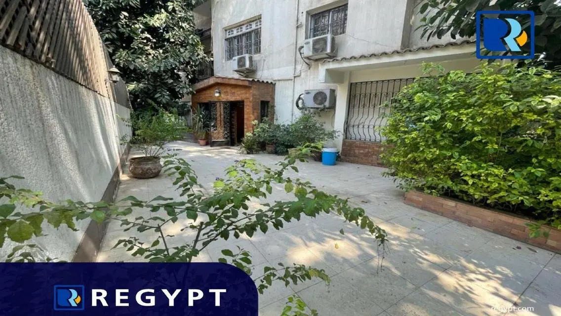 Luxury Office Apartment with 350 sqm in Prime Location