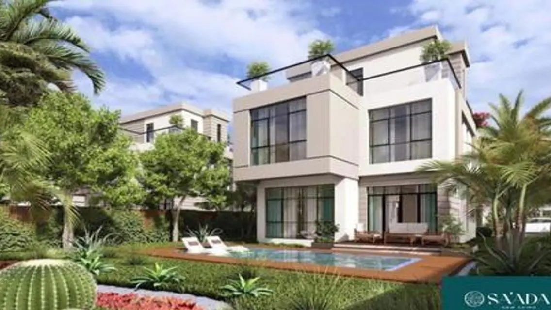 Stunning 300 sqm Home with Multiple Rooms and Luxurious Amenities