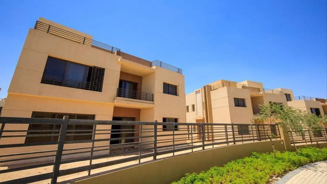 Luxury Palace in Prime Location with Ideal Amenities