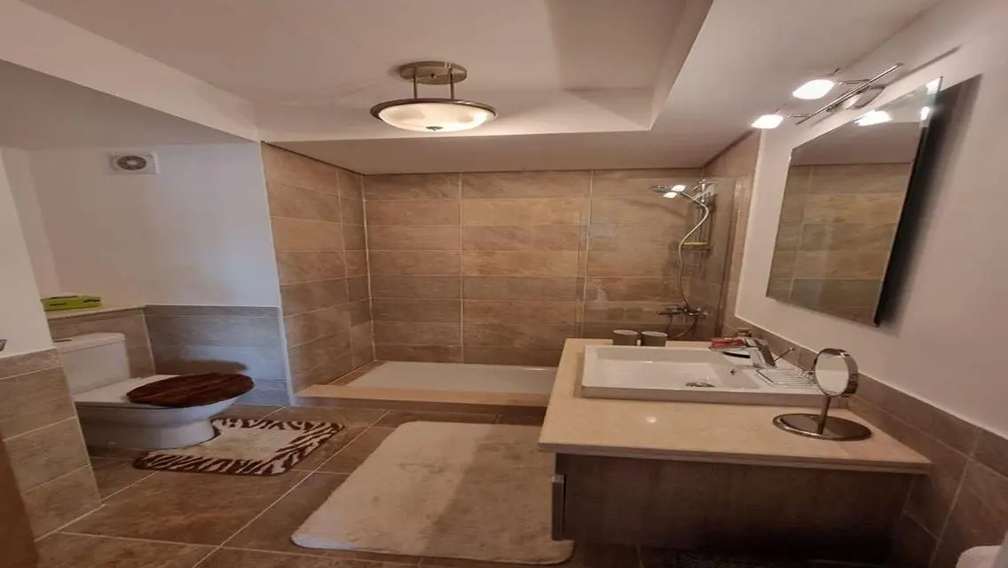 Luxury Apartment with Excellent Space and Stunning Views