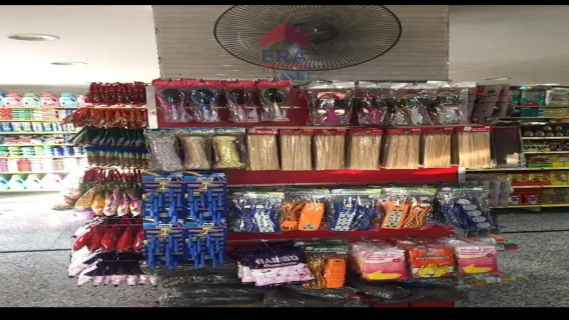 شقة فاخرة بمساحة واسعة للبيع