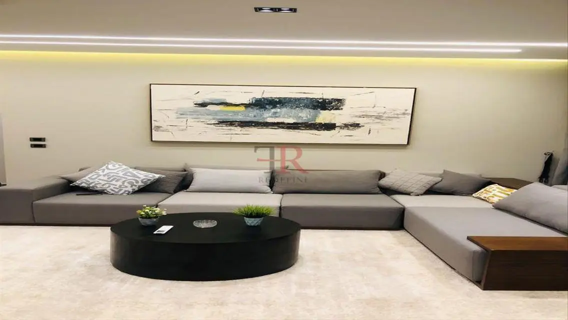 Luxury Apartment in Prime Location for Sale