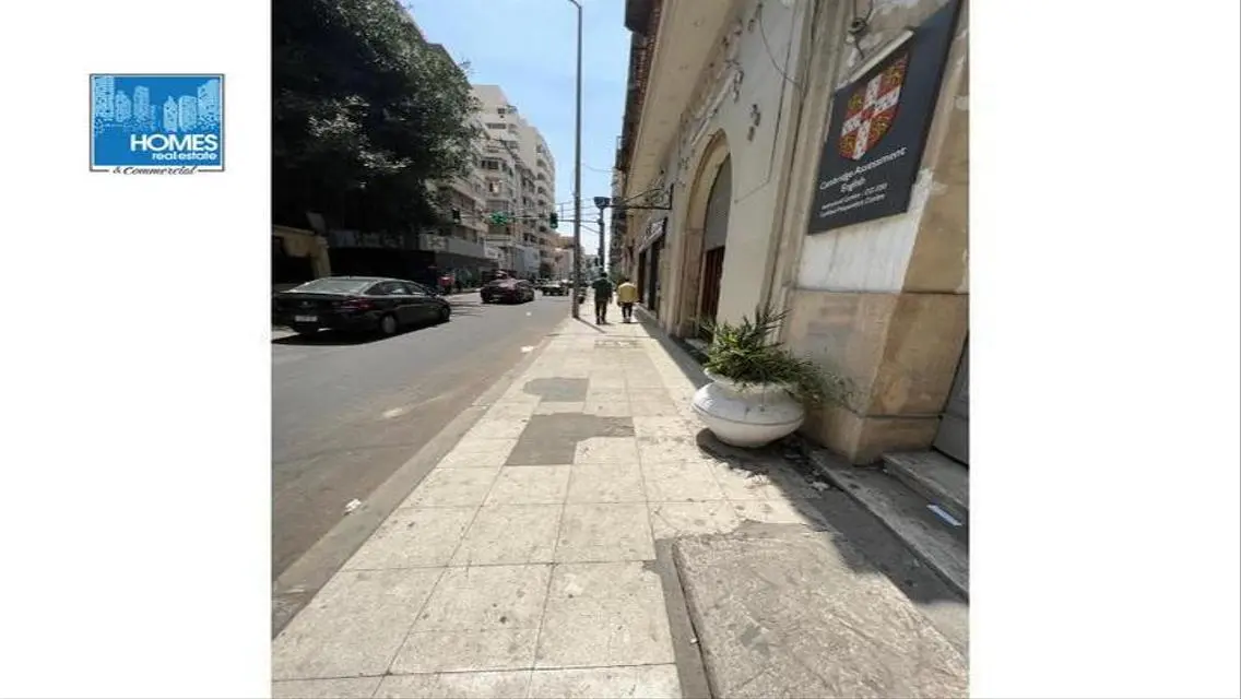 Administrative Offices with 240 Square Meters in a Quiet Area