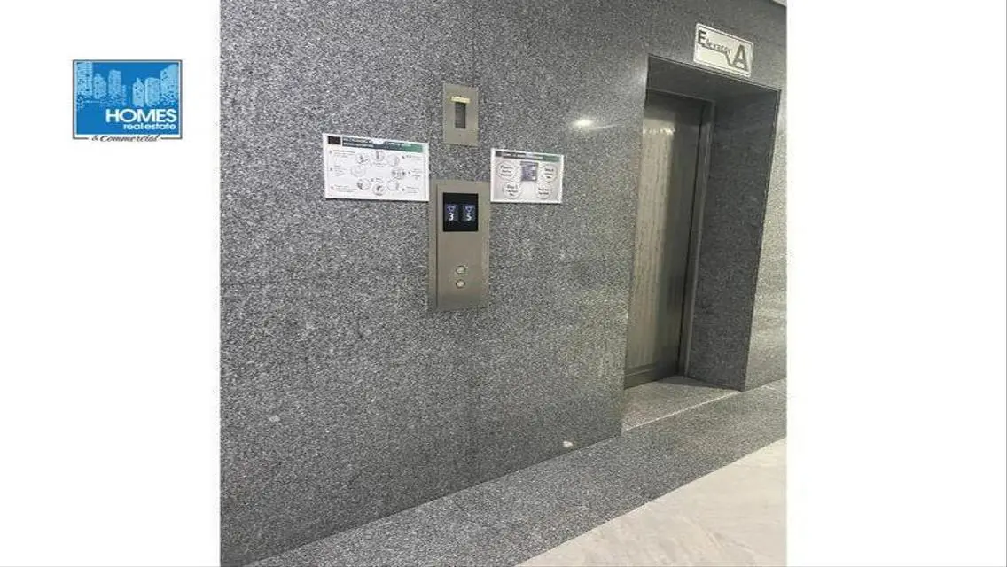 Administrative Offices with 240 Square Meters in a Quiet Area