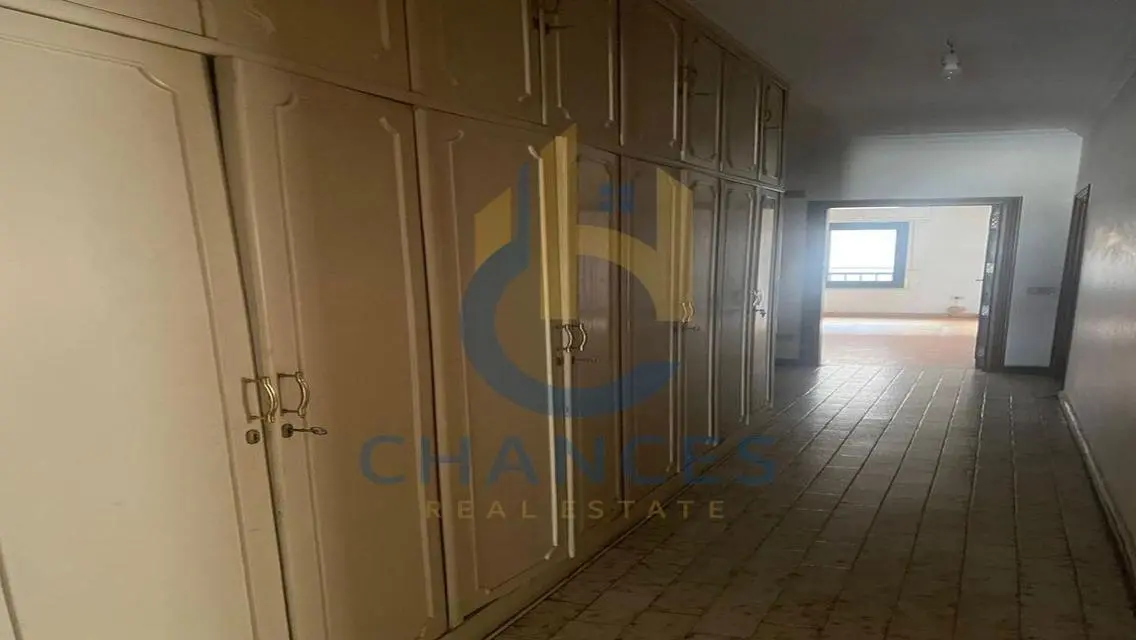 Stunning Apartment with Balcony in the Heart of the City