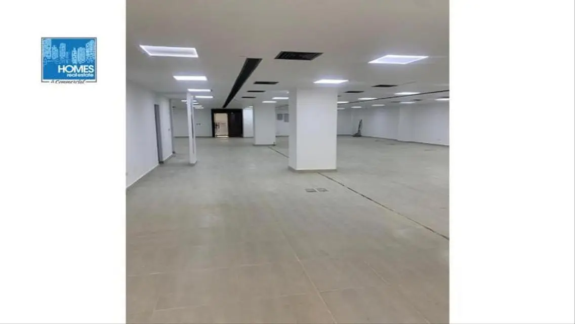 مركز إداري متكامل في المعادي 2300 متر