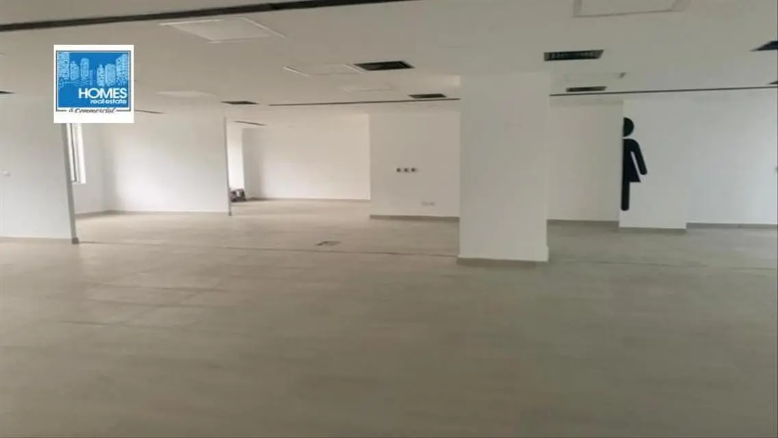 مركز إداري متكامل في المعادي 2300 متر