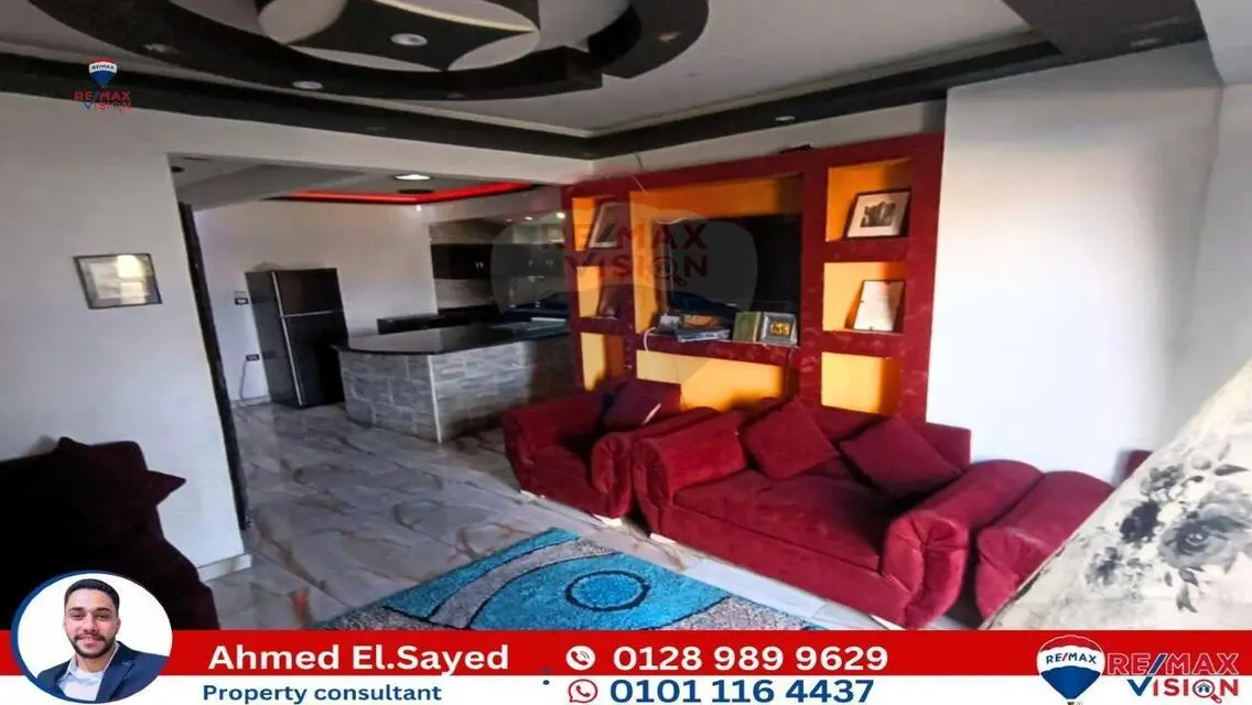 Luxury Apartment Overlooking the Lake with Spacious Area