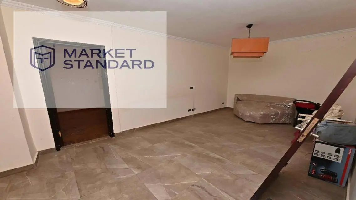 Luxurious Apartment with Study Room in the Heart of Egypt