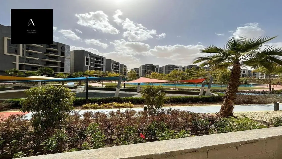 Luxury Apartment in SunCapital