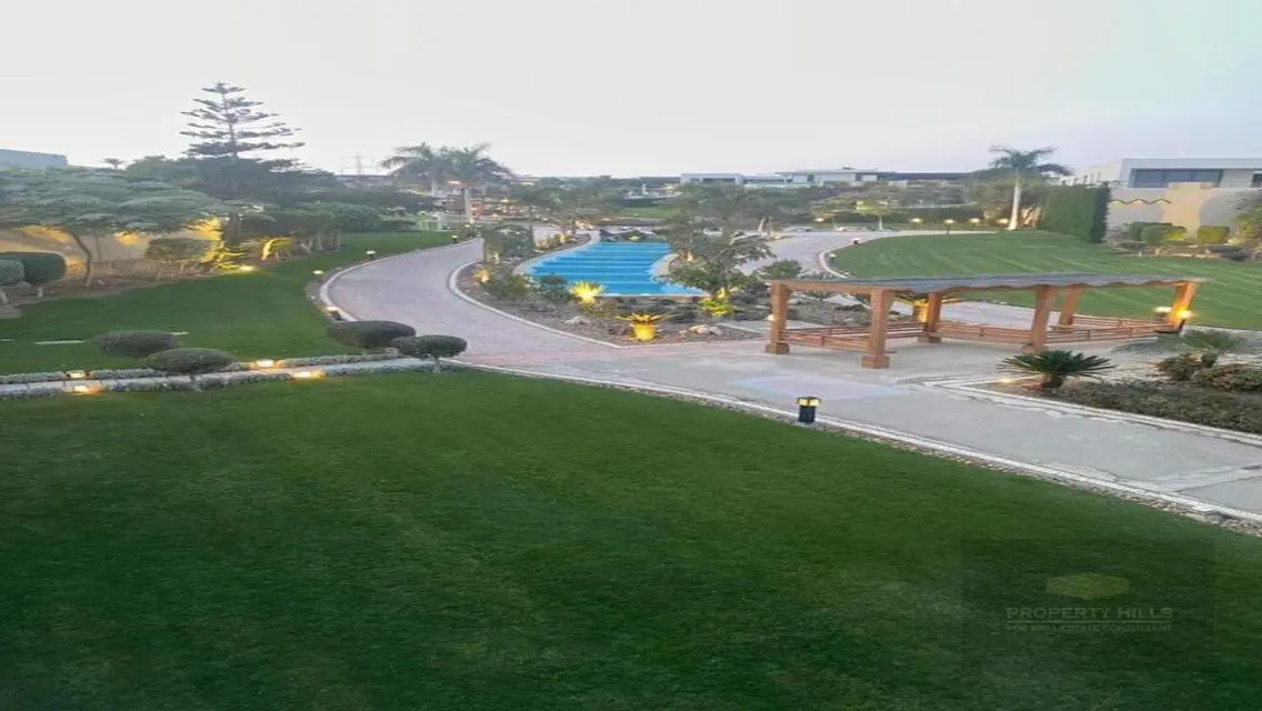 Luxury Villa with Spacious Design in Prime Location