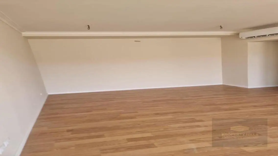 Luxury Villa with Spacious Design in Prime Location
