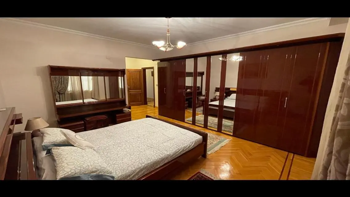 Modern Apartment for Rent with 245 Sqm and Luxurious Amenities