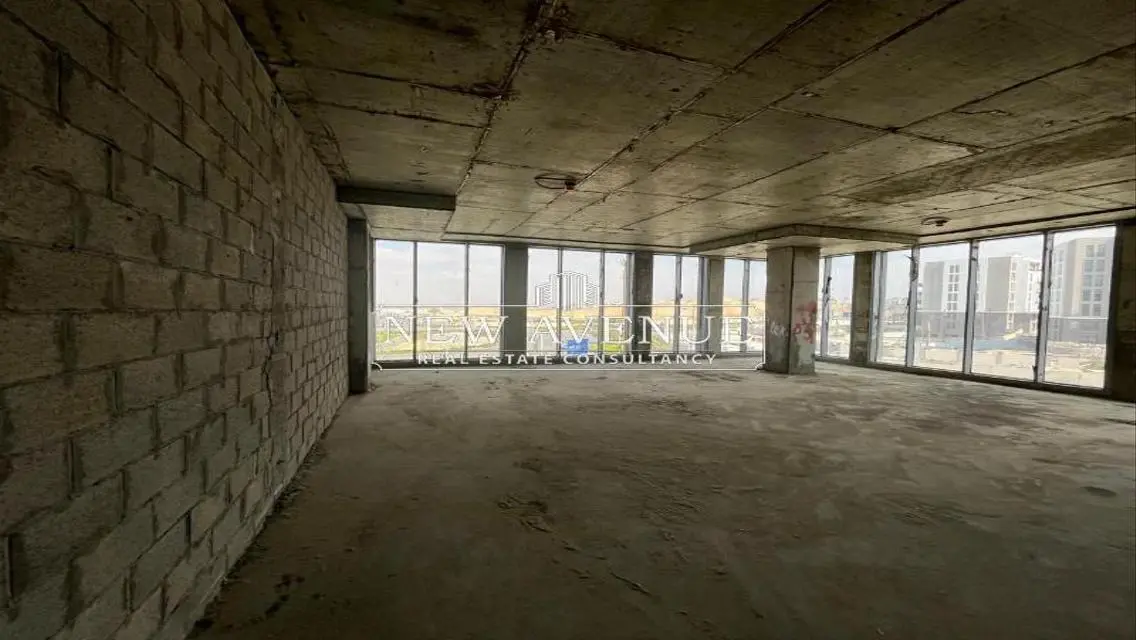 Luxury Apartment with 1200 Sq. M Space