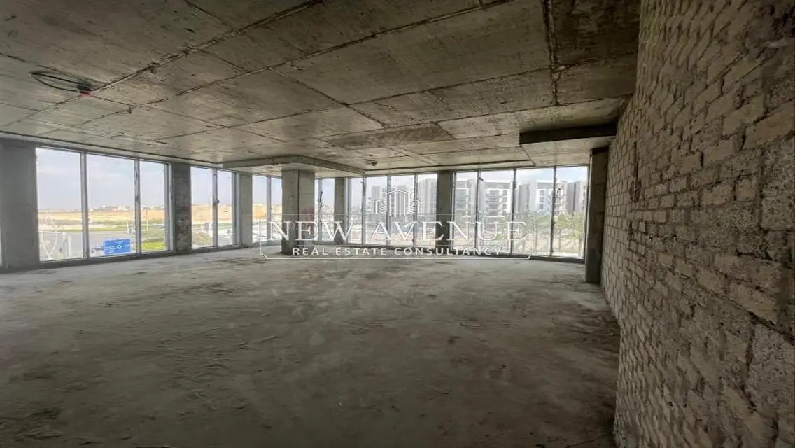 Luxury Apartment with 1200 Sq. M Space